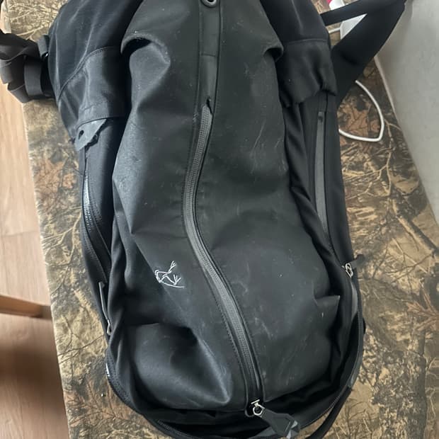 아크테릭스 아로 22