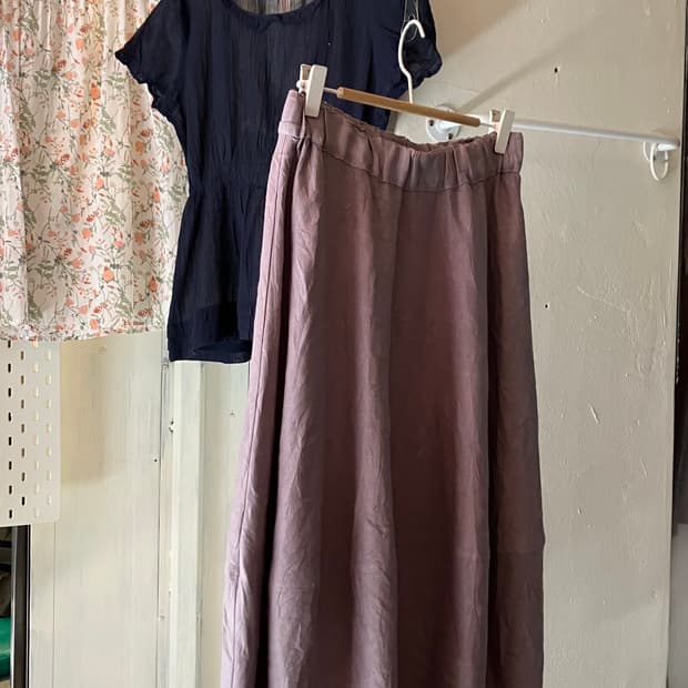 연보라 린넨 스커트