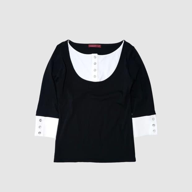 인앤양인하모니 Layered top, black