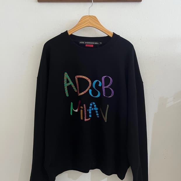 앤더슨벨 스웻셔츠