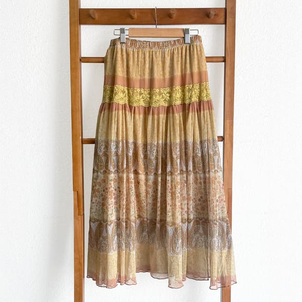 초원 앤티크 패치 쉬폰 스커트
