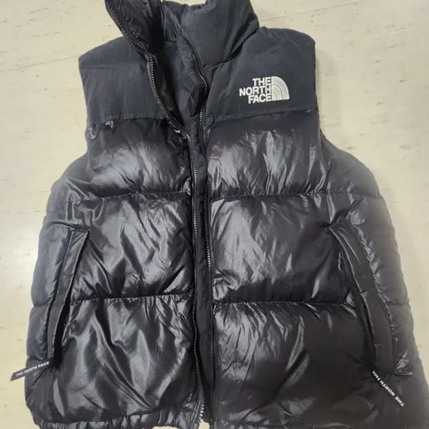 노스페이스 눕시 온볼 패딩조끼(새상품급)