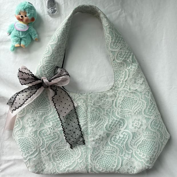 Anna Sui mint lace shoulder bag