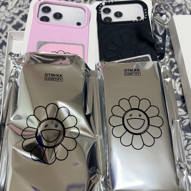 케이스티파이X무라카미 다카시 플라워 폰케이스 17 pro max