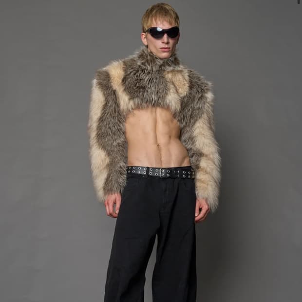 나밀리아 25FW 카티필 남성 퍼 볼레로 크롭 집업자켓 갓뎀