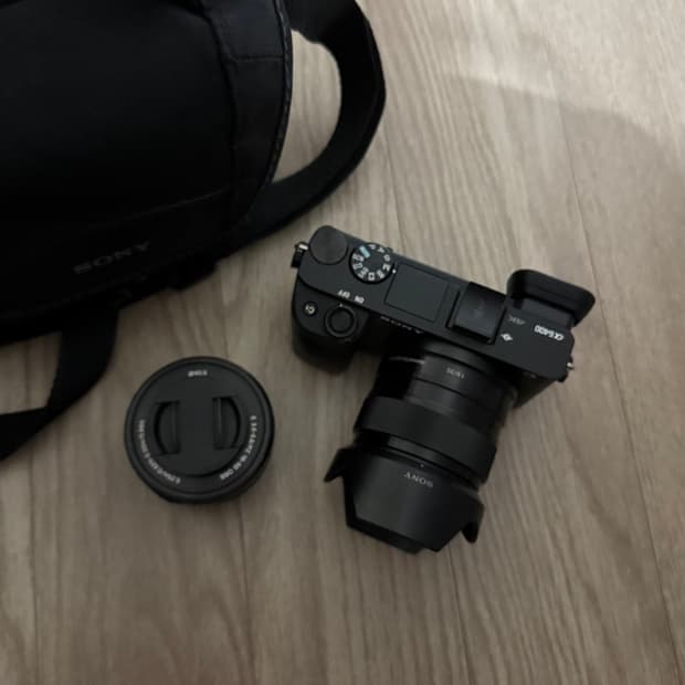 Sony A6400 50mm f1.8 16-35mm