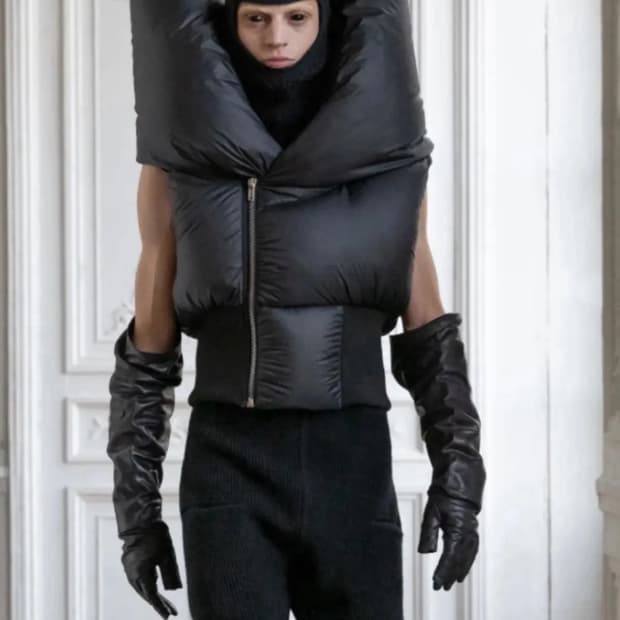 24ss 릭오웬스 런웨이 베이비카프스킨 비치롱 글로브