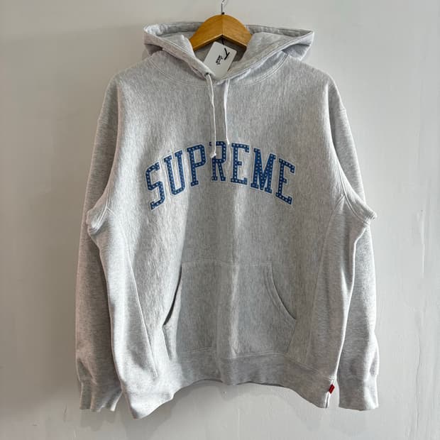 Supreme 슈프림 스타스 아크로고