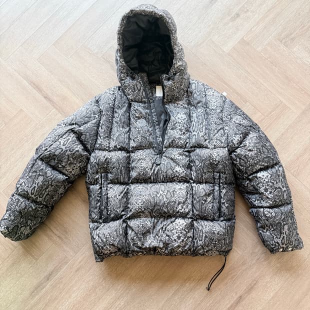 페치선데이 아노락 패딩 스네이크스킨 L사이즈