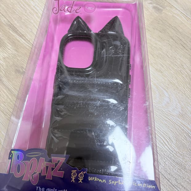 어반소피스티케이션 제이드 17 케이스