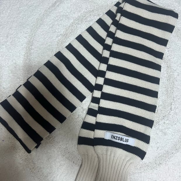 엔조블루스 목도리