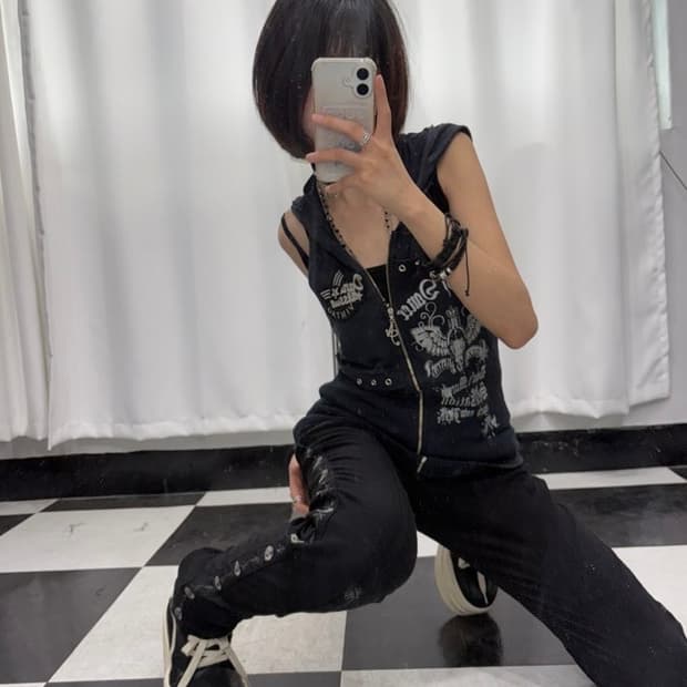 🎸블랙 프린팅 슬리브리스 후디🎸