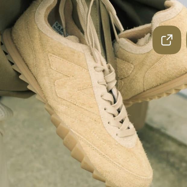 오라리 뉴발란스 rc30 오렌지 300(285 ~ 290사이즈 추천)