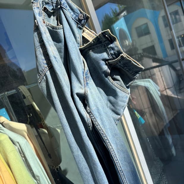Levis 550 Jeans