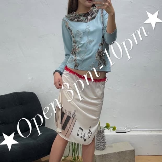 아이디 빈티지 그런지 큐티 탑