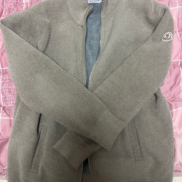 몽클레어 융털 니트집업 2XL