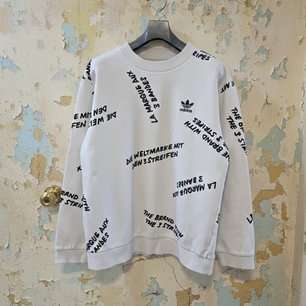 아디다스 NYC GFTI 크루 맨투맨 095