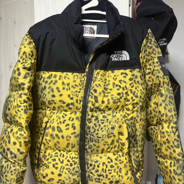 노스페이스 레오파드 패딩 S(90)