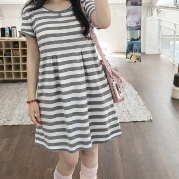 히메 갸루 대대장템 🩷 희귀 ‼️빈티지 꾸레쥬 스트라이프 원피스 