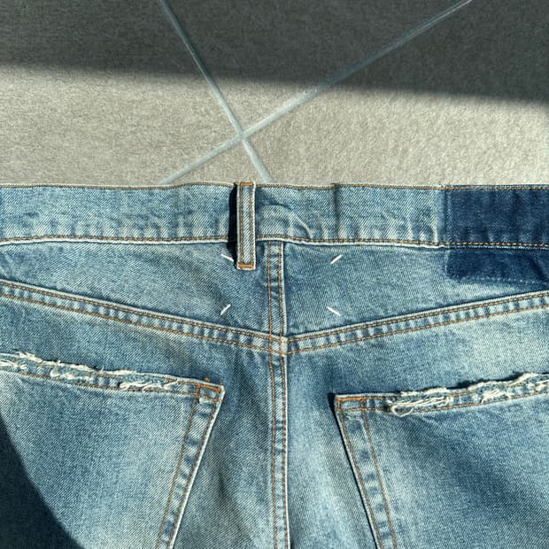 (티모시 착용)메종 마르지엘라 디스트레스드 데님 32