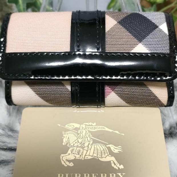 [정품] 버버리 하우스 체크 페이던트 레더 컨티넨탈 장지갑