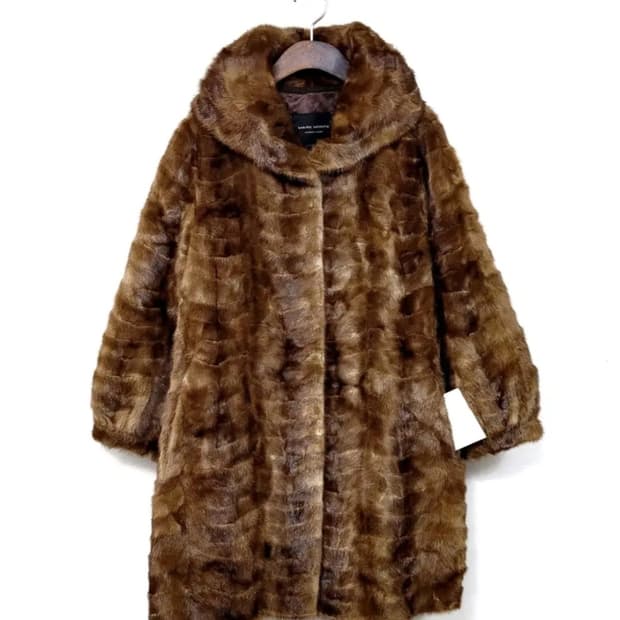 마레몬테 브라운 밍크 코트