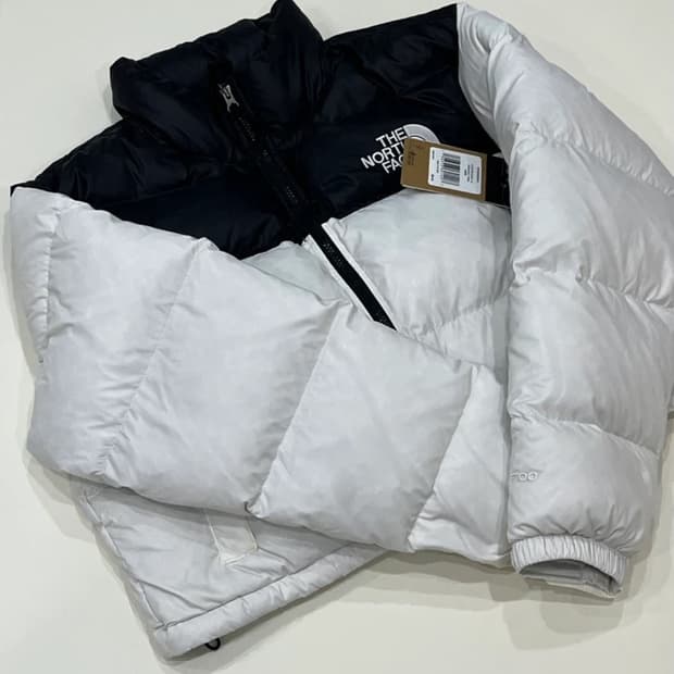 노스페이스 눕시 숏패딩 화이트/블랙 L 사이즈