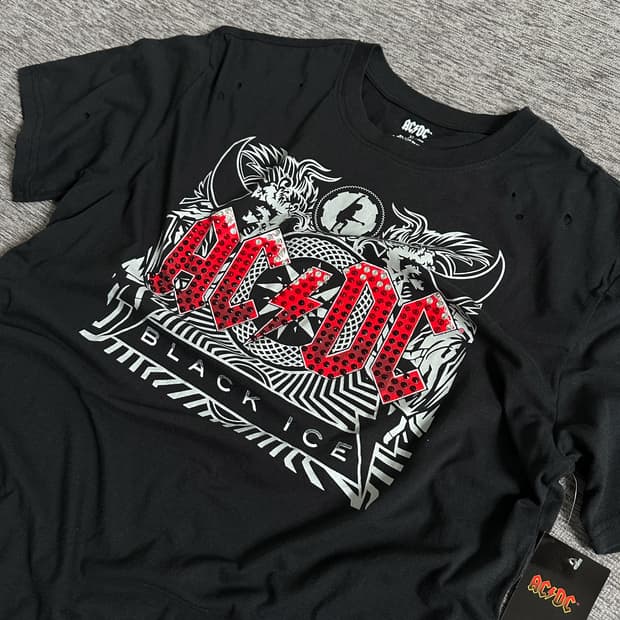 (새상품) Ac/Dc 비즈 로고 디스트로이드 반팔티