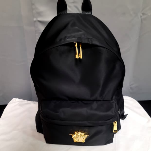 베르사체 백팩,크로스백가방(디올샤넬프라다루이비통구찌셀린느생로랑발렌시아가)