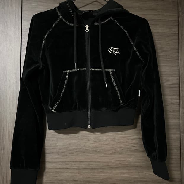 스컬프터 벨루어 크롭 후드 집업 xs