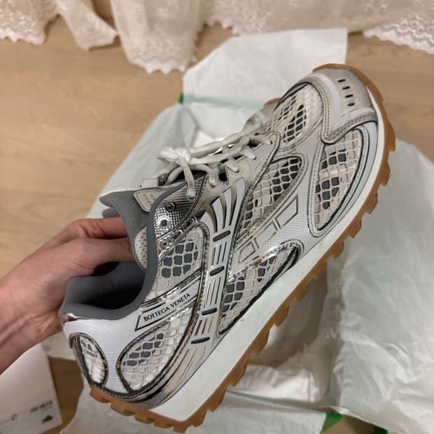 보테가베네타 오르빗 실버 42