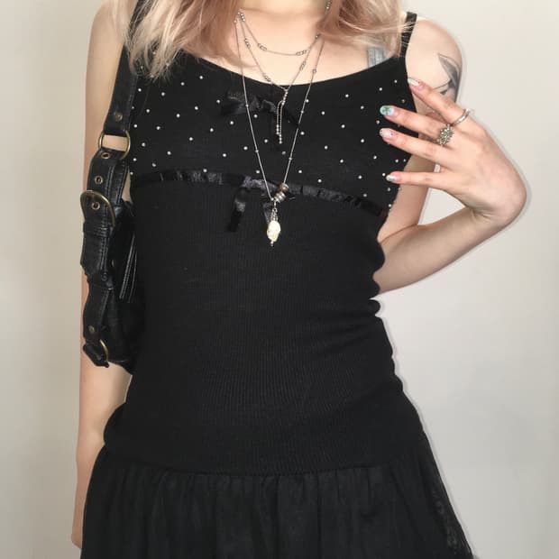 black ribbon pearl sleeveless