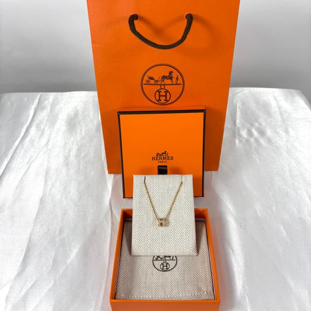 (새상품급/25년식)에르메스 팝아슈 골드 마롱글라세