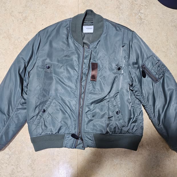 아웃스탠딩 MA-1 FLIGHT JACKET SAGE GREEN