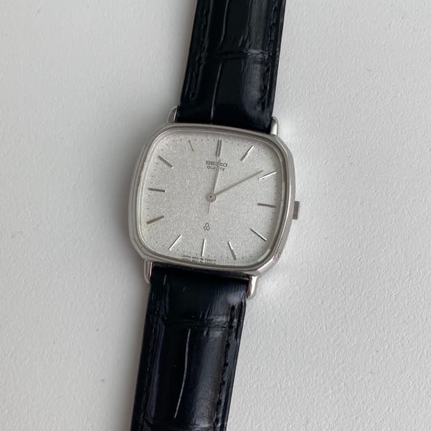 Seiko 세이코 쿼츠 스퀘어 스노우