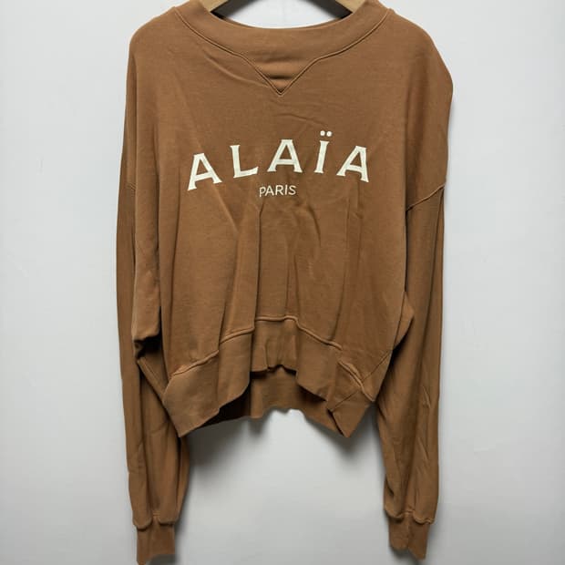 알라이아 크롭 맨투맨