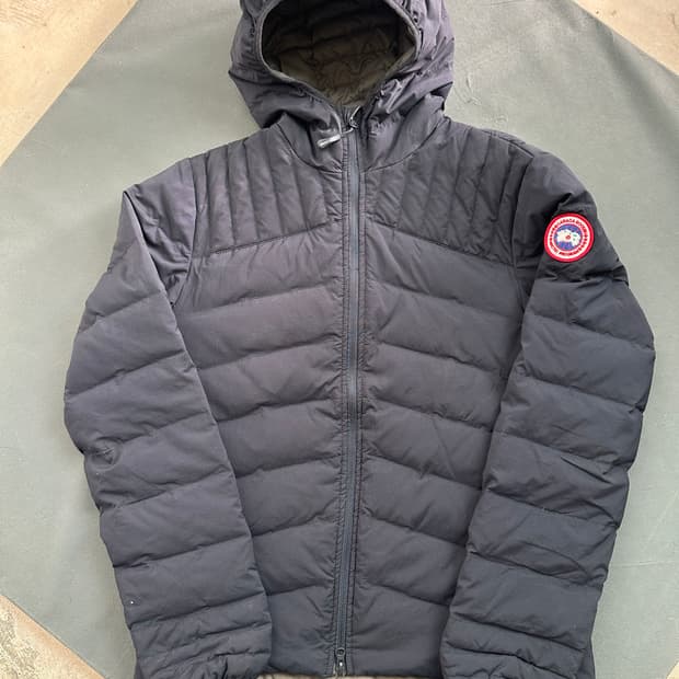 캐나다구스 후드 경량패딩 L(95-100) 정품