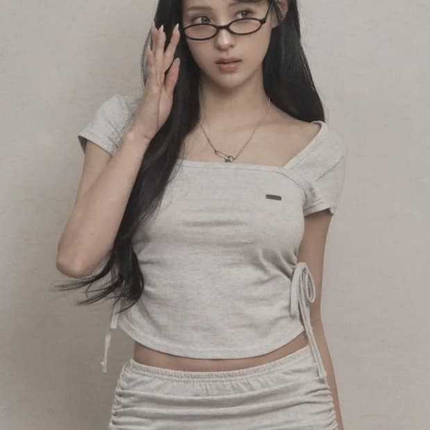 카키포인트 리본 셔링 탑 스커트 셋업 세트