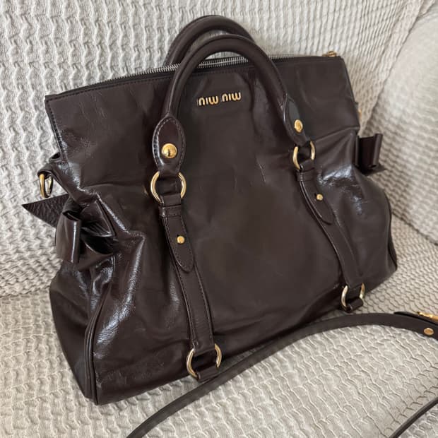 미우미우 비텔로 럭스 보우 사첼백 토트백 크로스백