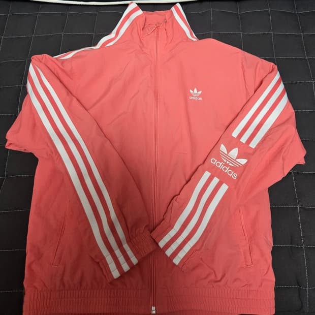 나이키 바람막이 xs사이즈 핑크코랄 새상품급