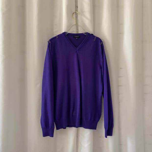 버버리 런던 메리노울 브이넥 니트 M, 100