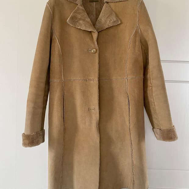 Guess 무스탕 퍼 자켓 