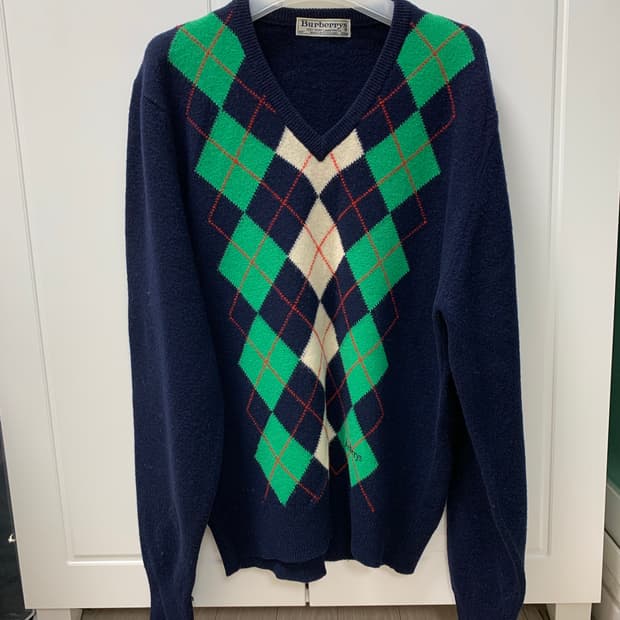 버버리 아가일 니트