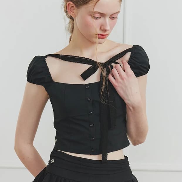페인오어플레져 WENDY RIBBON BLOUSE black