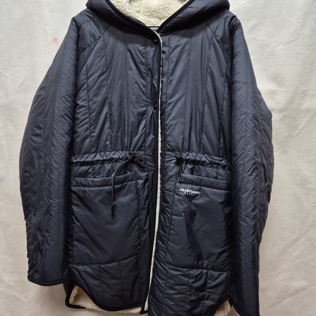 질스튜어트 리버시블점퍼