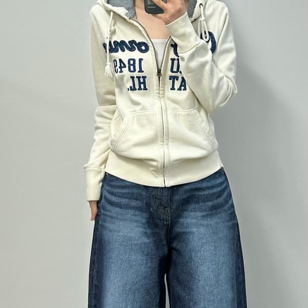 후아유 y2k 와투케 아이보리 후드집업