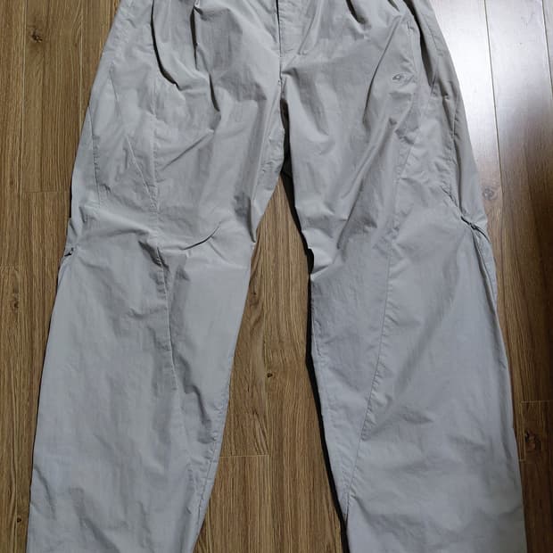 산산기어 아이보리 바지 [1사이즈]