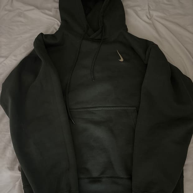 빌리아일리시 나이키 후드티