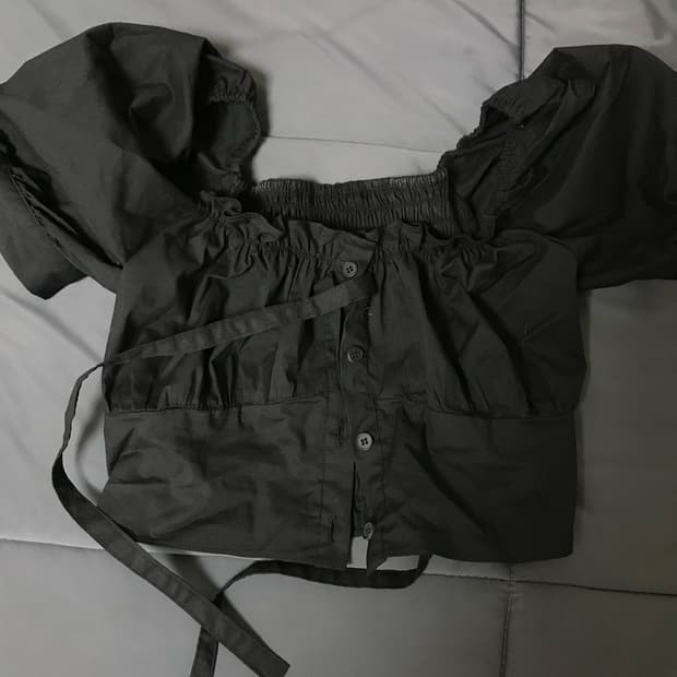 낫유어로즈 블라우스