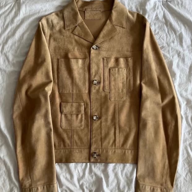 (오늘만 이가격) 프라다 스웨이드 자켓